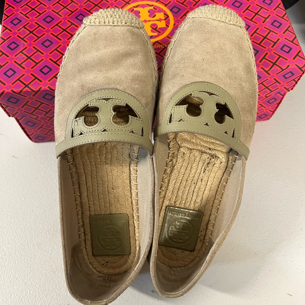 Tory tan espadrilles